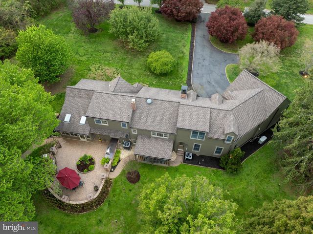 1324 COLLEGE HILL DR, Cheyney, PA 19319