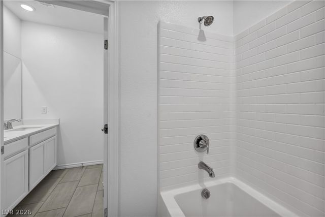 7222 North Decatur Boulevard 5, Las Vegas, NV 89131