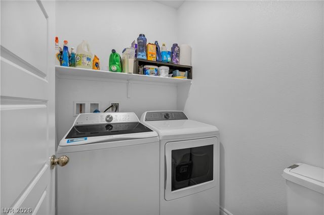 7222 North Decatur Boulevard 5, Las Vegas, NV 89131