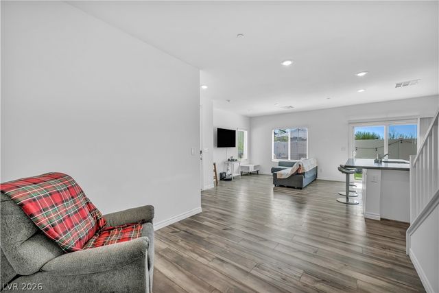 7222 North Decatur Boulevard 5, Las Vegas, NV 89131