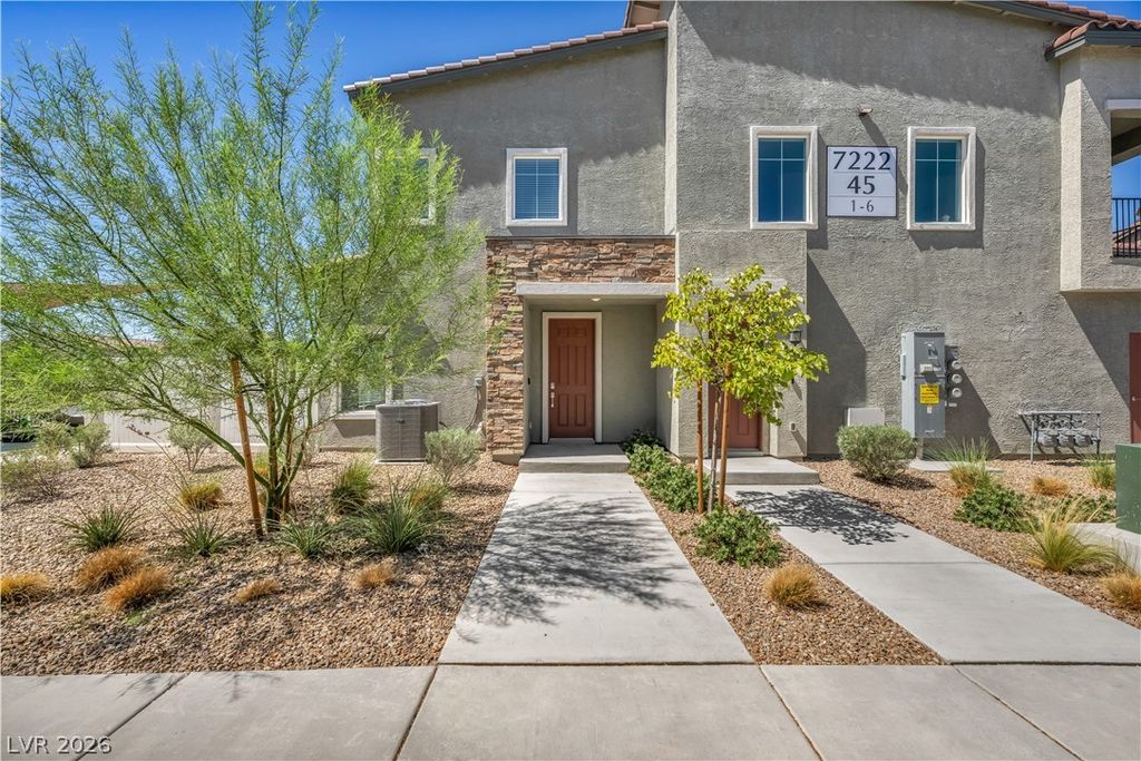 7222 North Decatur Boulevard 5, Las Vegas, NV 89131