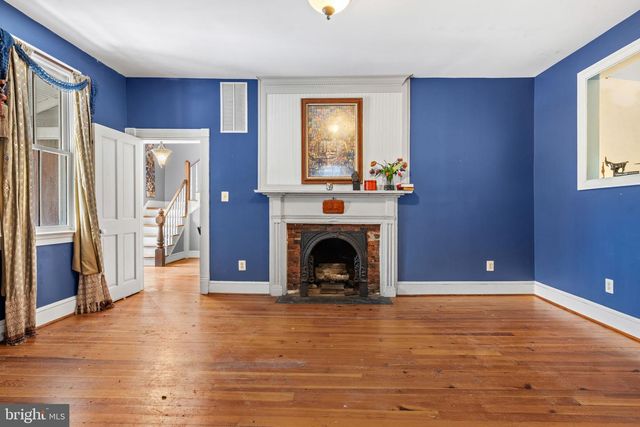 25 N 6TH ST, Warrenton, VA 20186