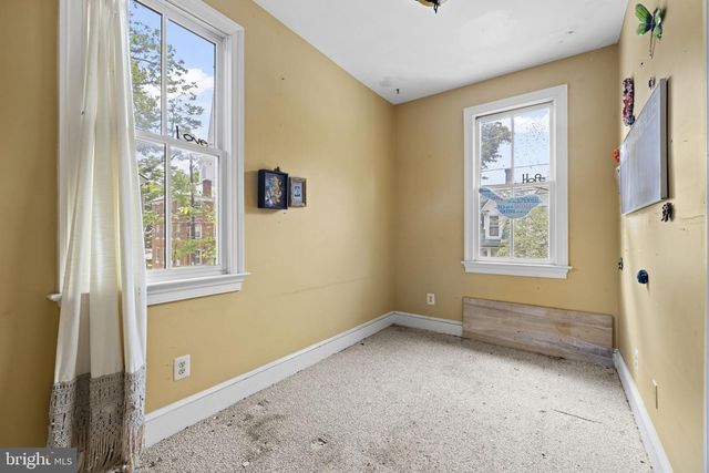 25 N 6TH ST, Warrenton, VA 20186