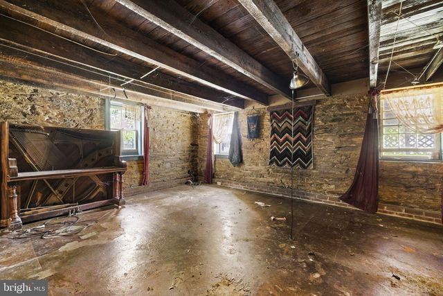 25 N 6TH ST, Warrenton, VA 20186