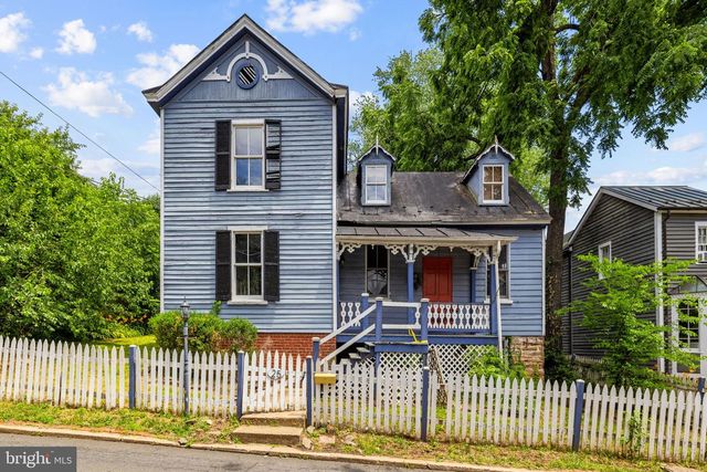 25 N 6TH ST, Warrenton, VA 20186