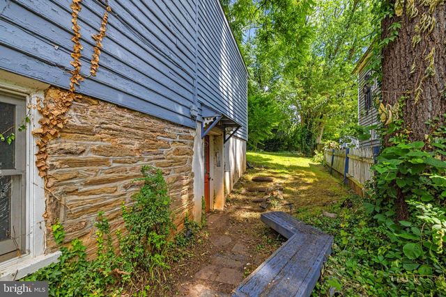 25 N 6TH ST, Warrenton, VA 20186