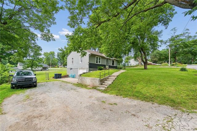 4801 NE 46th Terrace, Kansas City, MO 64117