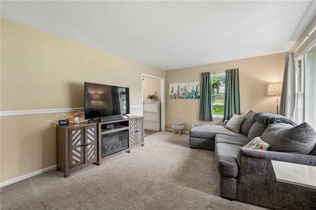 4801 NE 46th Terrace, Kansas City, MO 64117