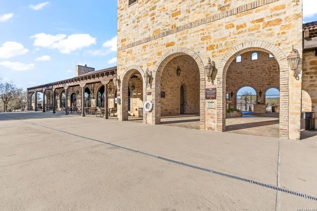 1218 Powder Ridge Rd, New Braunfels, TX 78132