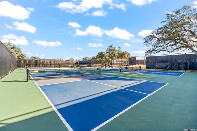 1218 Powder Ridge Rd, New Braunfels, TX 78132