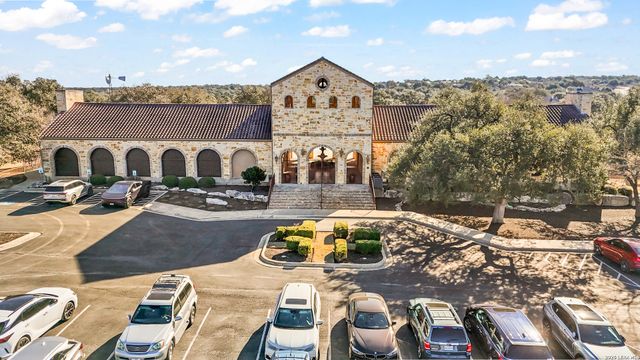 1218 Powder Ridge Rd, New Braunfels, TX 78132