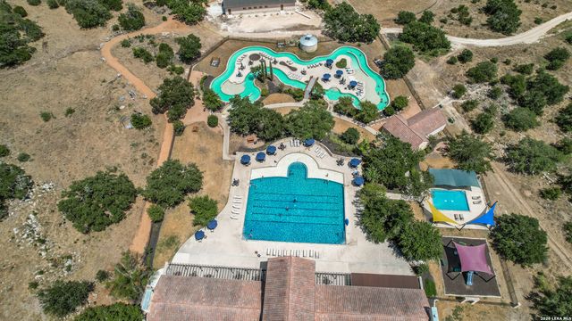 1218 Powder Ridge Rd, New Braunfels, TX 78132