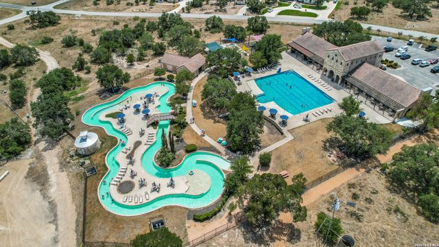 1218 Powder Ridge Rd, New Braunfels, TX 78132