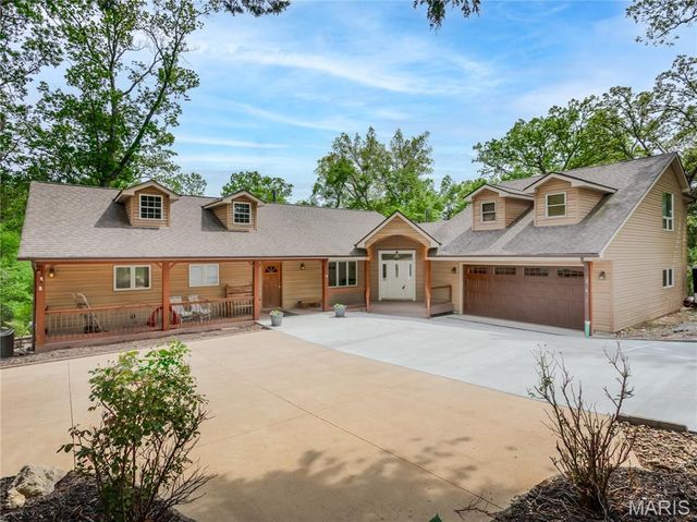 7614 Lakemont Drive, Hillsboro, MO 63050