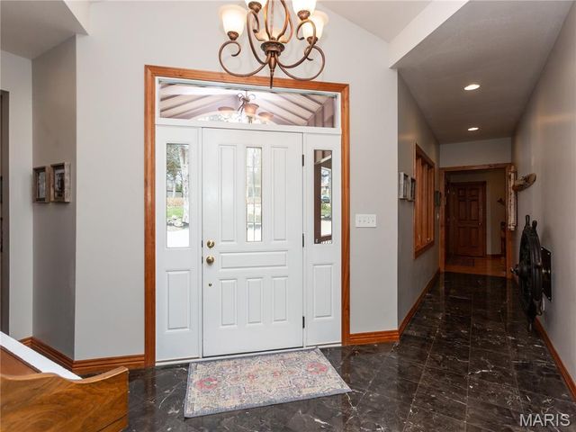 7614 Lakemont Drive, Hillsboro, MO 63050