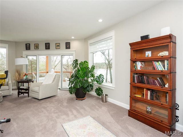 7614 Lakemont Drive, Hillsboro, MO 63050