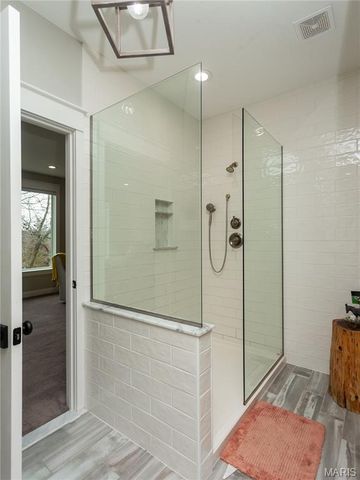 7614 Lakemont Drive, Hillsboro, MO 63050