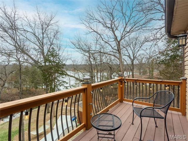 7614 Lakemont Drive, Hillsboro, MO 63050