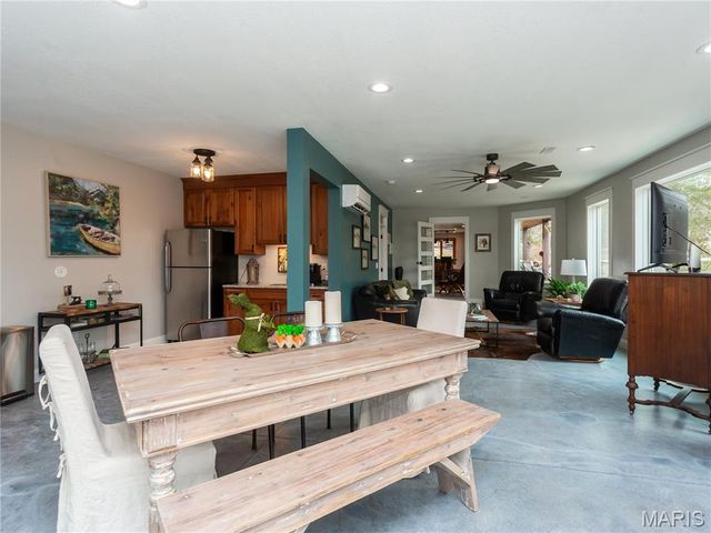 7614 Lakemont Drive, Hillsboro, MO 63050