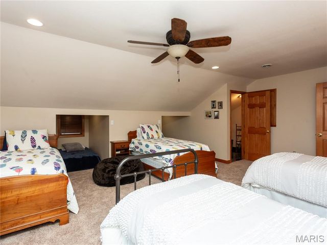 7614 Lakemont Drive, Hillsboro, MO 63050