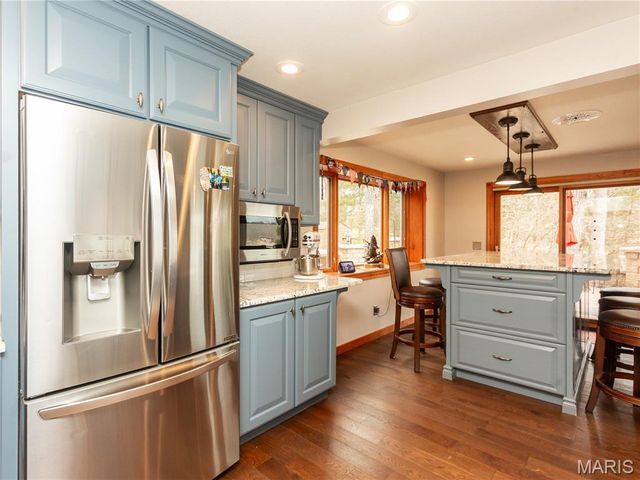 7614 Lakemont Drive, Hillsboro, MO 63050