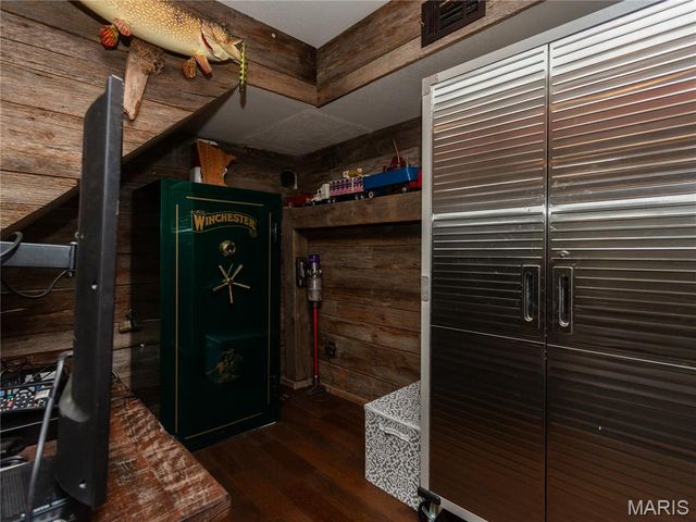 7614 Lakemont Drive, Hillsboro, MO 63050