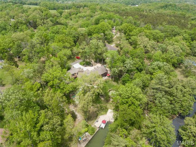 7614 Lakemont Drive, Hillsboro, MO 63050