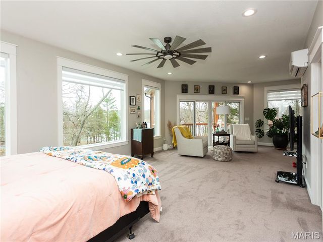 7614 Lakemont Drive, Hillsboro, MO 63050