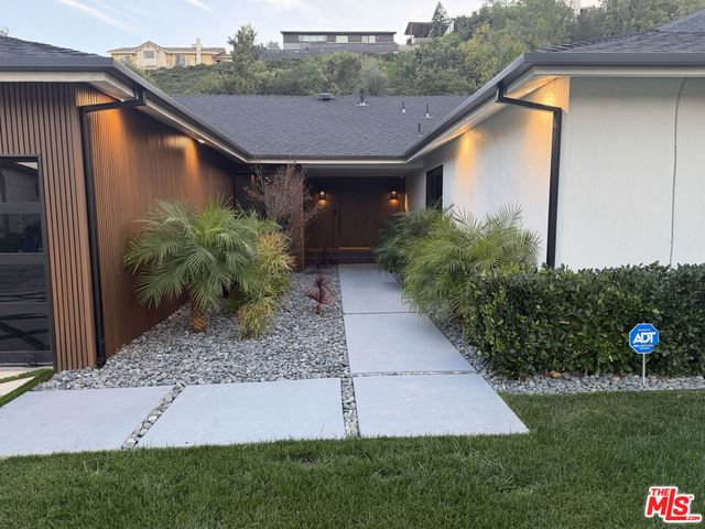 3855 Corbin Avenue, Tarzana, CA 91356