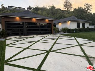 3855 Corbin Avenue, Tarzana, CA 91356