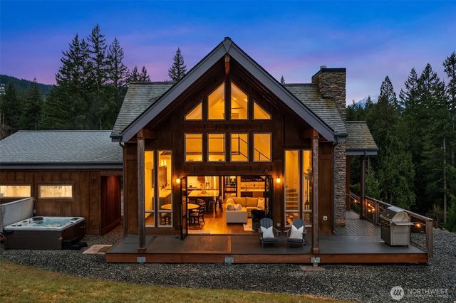 126 Burl Lane, Packwood, WA 98361