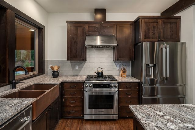 126 Burl Lane, Packwood, WA 98361