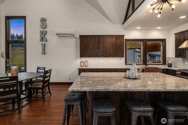 126 Burl Lane, Packwood, WA 98361