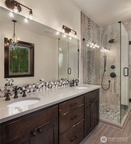 126 Burl Lane, Packwood, WA 98361