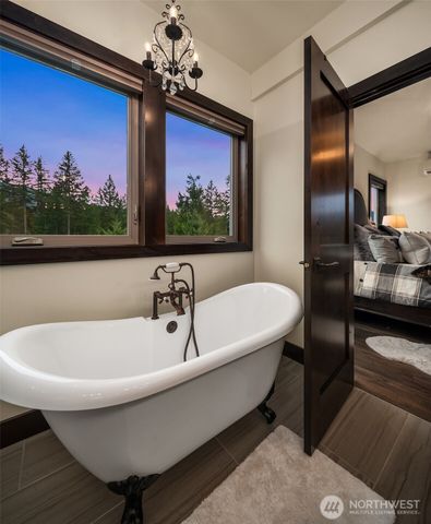 126 Burl Lane, Packwood, WA 98361