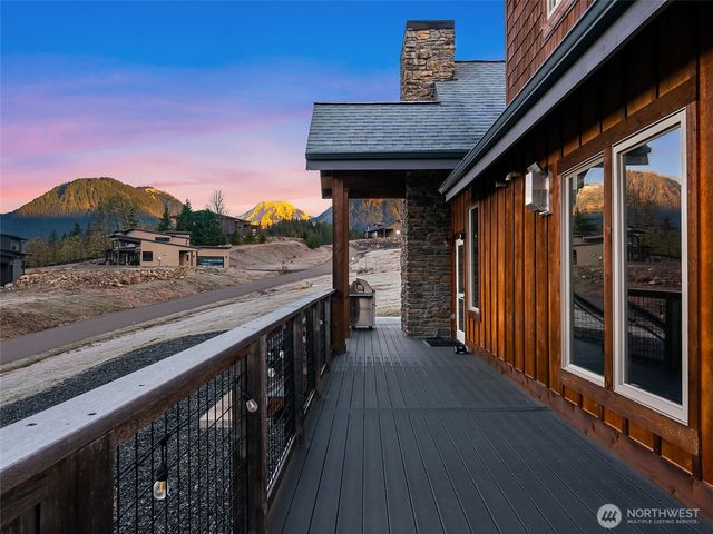 126 Burl Lane, Packwood, WA 98361