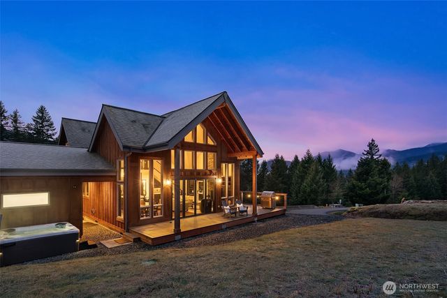 126 Burl Lane, Packwood, WA 98361