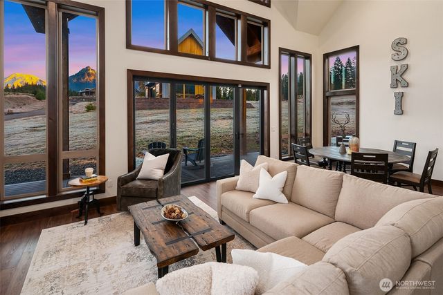 126 Burl Lane, Packwood, WA 98361