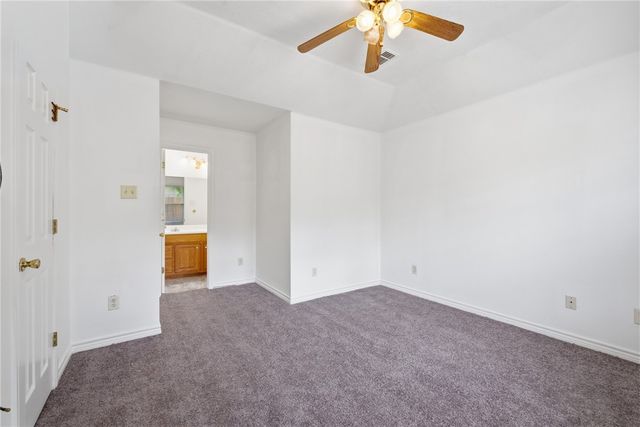 1400 Prairie Drive, Bryan, TX 77802