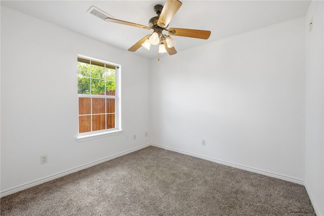 1400 Prairie Drive, Bryan, TX 77802