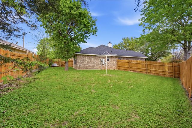 1400 Prairie Drive, Bryan, TX 77802