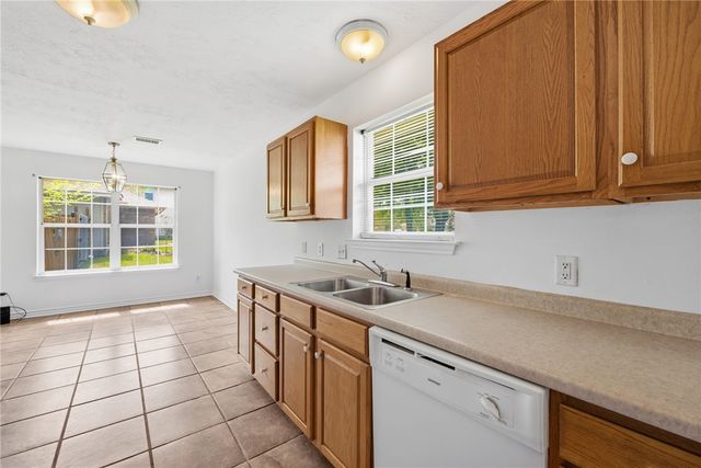 1400 Prairie Drive, Bryan, TX 77802