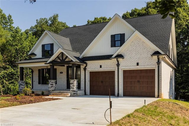 153 Turtle Bay Court, Winston-salem, NC 27107