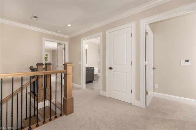 153 Turtle Bay Court, Winston-salem, NC 27107