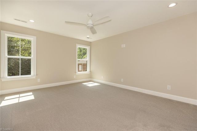 153 Turtle Bay Court, Winston-salem, NC 27107