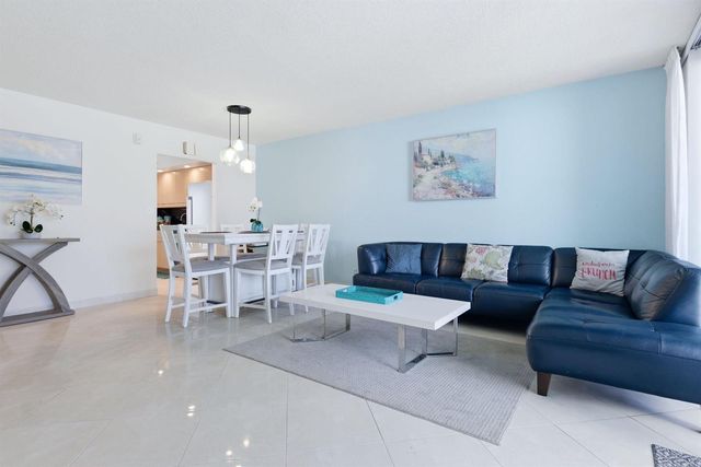 1057 Hillsboro 214, Hillsboro Beach, FL 33062