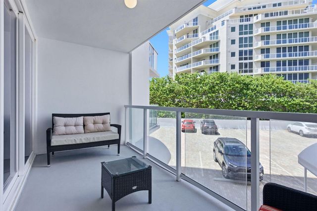 1057 Hillsboro 214, Hillsboro Beach, FL 33062