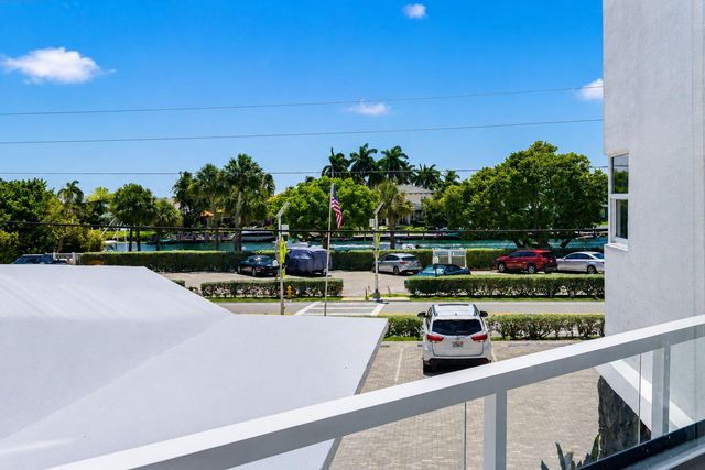 1057 Hillsboro 214, Hillsboro Beach, FL 33062