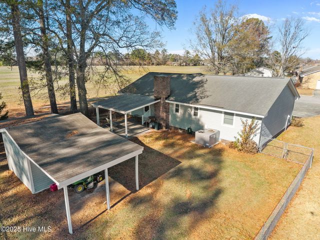 506 Wellington Road, Ayden, NC 28513