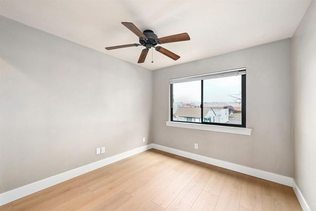 3215 Midway 703, San Diego, CA 92110
